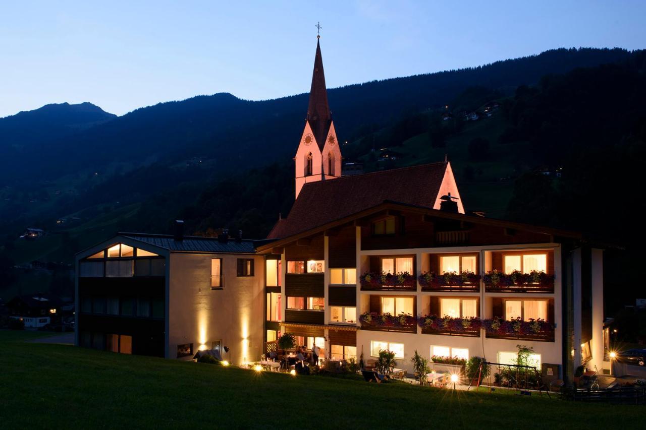 Hotel Silbertal Bagian luar foto